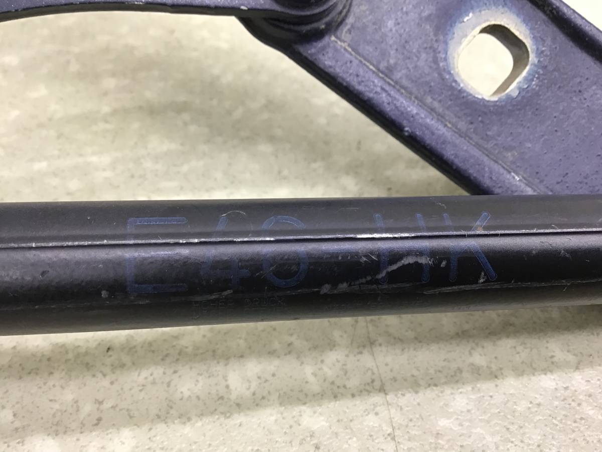 Петля крышки багажника BMW 3-series E46 1998-2005 Петля крышки багажника BMW 3-series E46 1998-2005