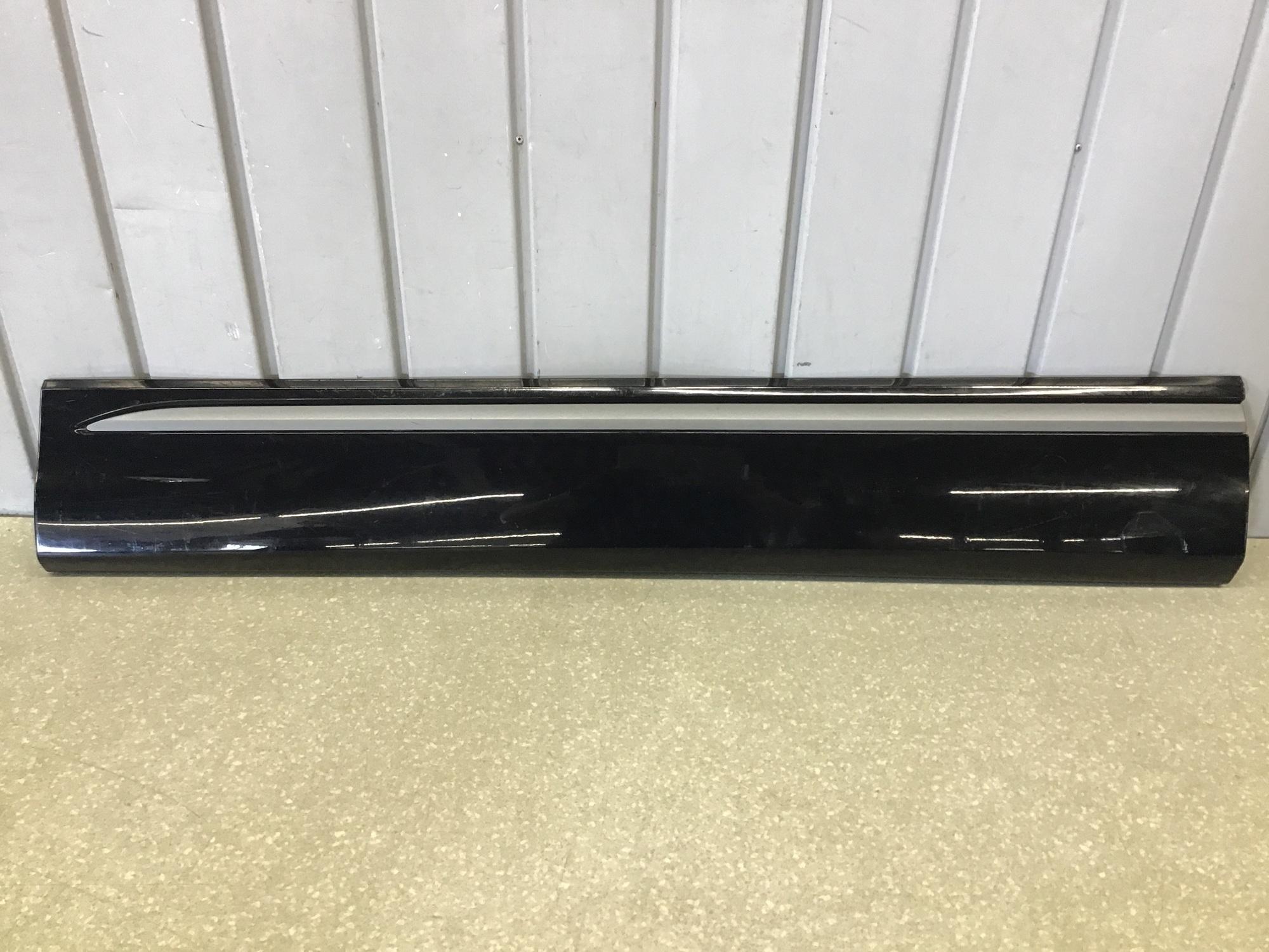 Накладка двери передней левой, Audi Q8 2018>