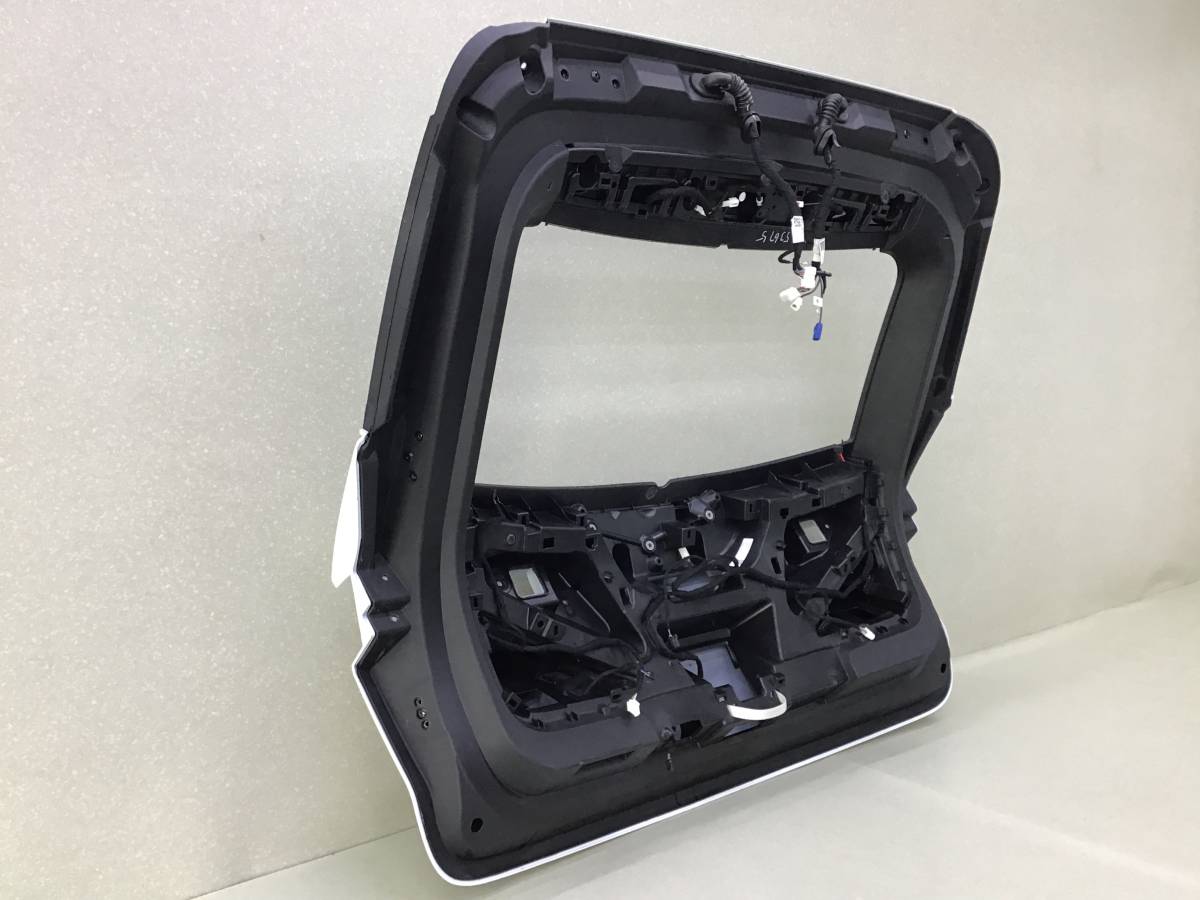 Дверь багажника EXEED RX (M38T/T22) 2022-н.в. Дверь багажника EXEED RX (M38T/T22) 2022-н.в.