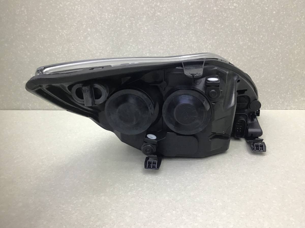 Фара левая Ford Focus 2 (CB4) 2007-2011 Фара левая Ford Focus 2 (CB4) 2007-2011