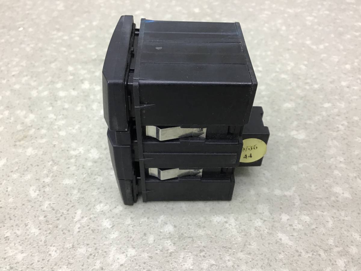 Блок кнопок Audi Q7 (4L) 2005-2015 Блок кнопок Audi Q7 (4L) 2005-2015