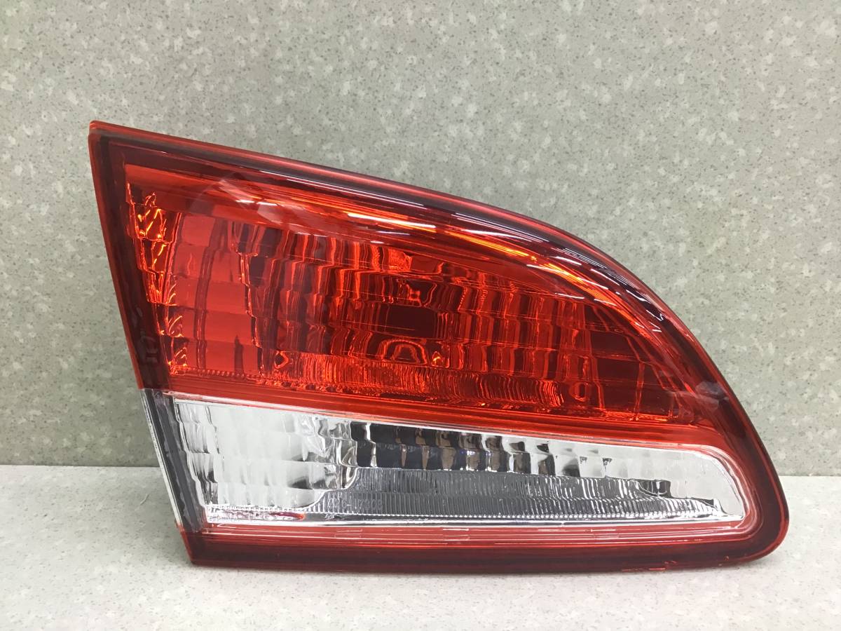 Фонарь задний внутренний левый Nissan Almera 3 (G11, G15) 2012> Фонарь задний внутренний левый Nissan Almera 3 (G11, G15) 2012>