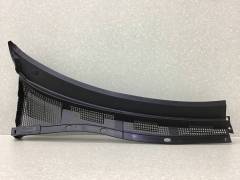 Решетка стеклооч. (планка под лобовое стекло, жабо) Mazda 3 (BK) 2002-2009