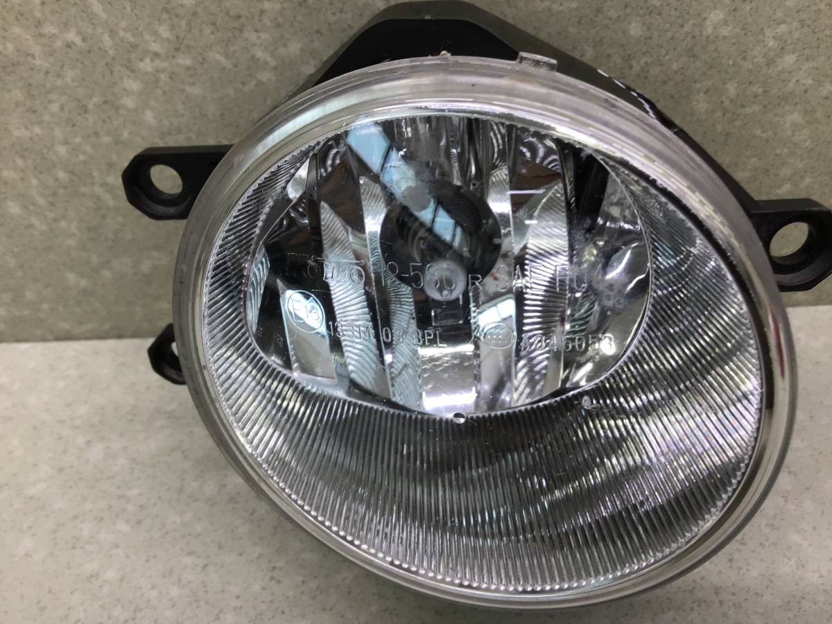 Фара противотуманная правая Toyota Land Cruiser Prado (J150) 2009>