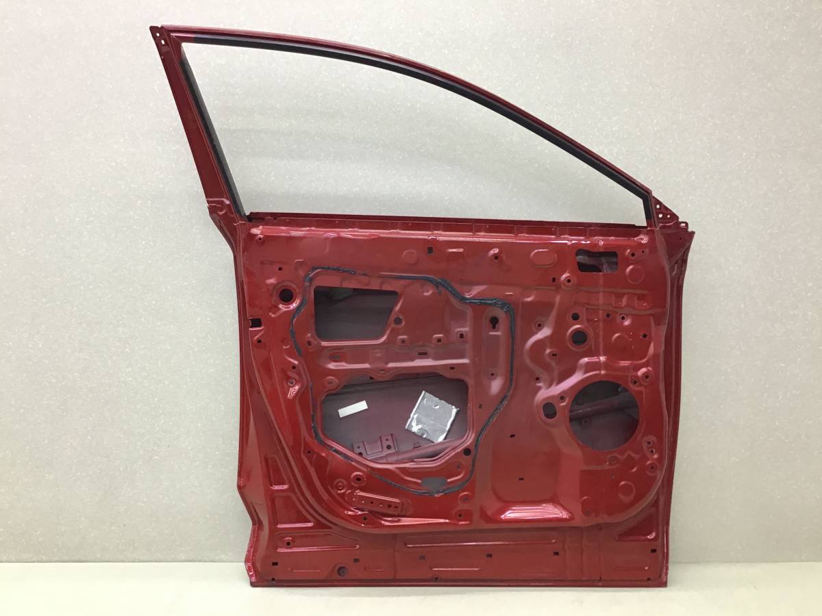 Дверь передняя левая Lexus NX 200 (ZGZ10) 2014-2021