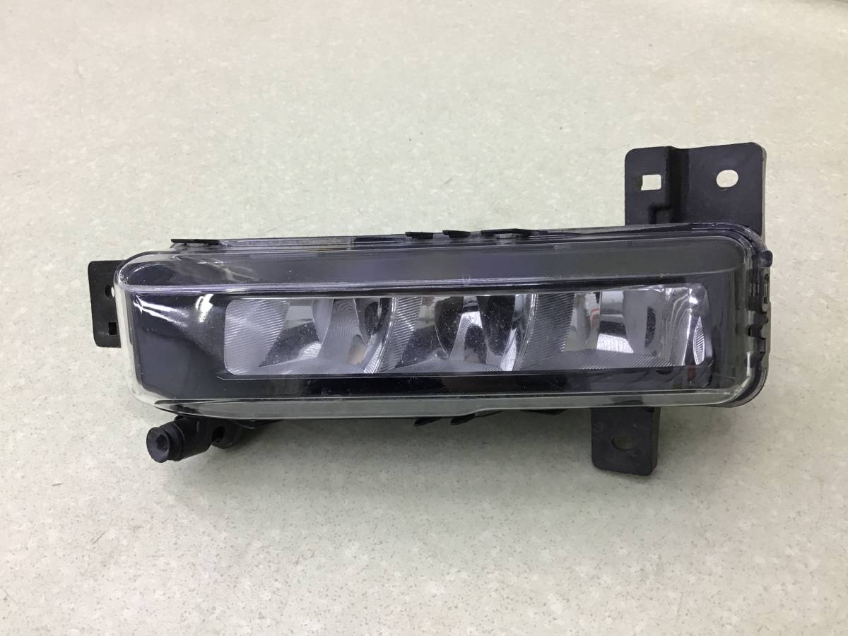 Фара противотуманная левая BMW X7 G07 2018>