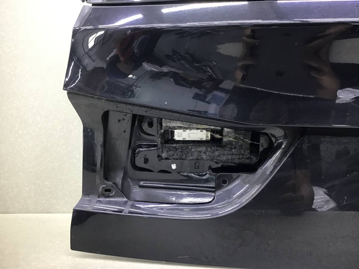 Дверь багажника BMW X5 F15/F85 2013> Дверь багажника BMW X5 F15/F85 2013>