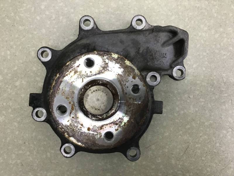 Насос водяной (помпа) Isuzu NQR 2005>