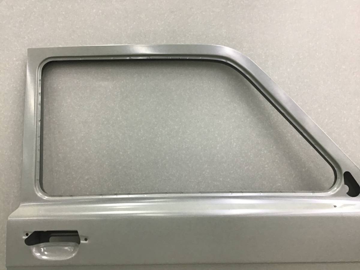 Дверь передняя правая Lada Niva (2121) 1977-2021