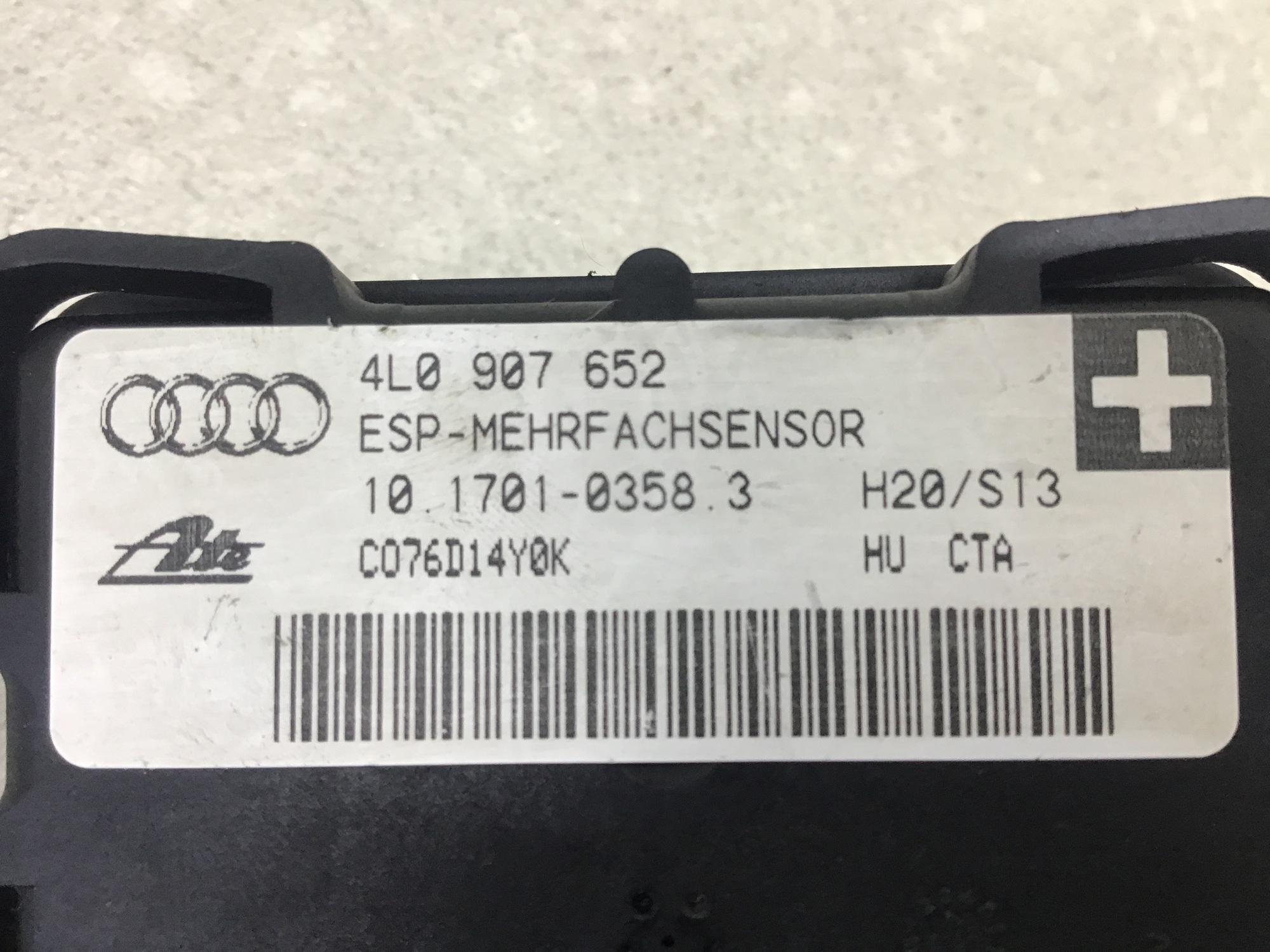 Датчик ускорения Audi Q7 (4L) 2005-2015