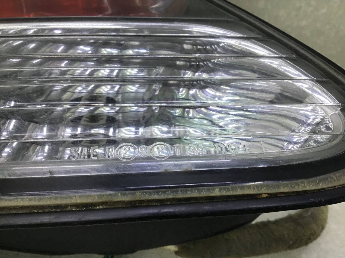 Фонарь задний внутренний левый Lexus RX 300 (MCU15) 1997-2003 Фонарь задний внутренний левый Lexus RX 300 (MCU15) 1997-2003
