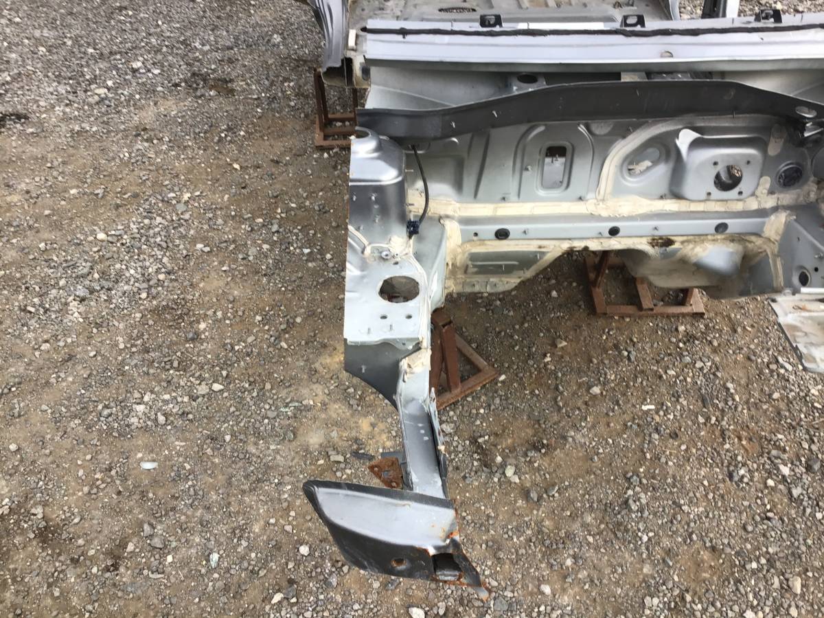 Лонжерон передний правый Renault Duster (HS) 2010-2021