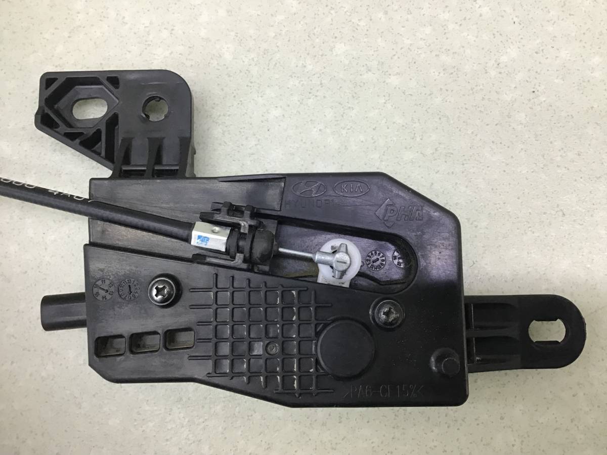 Активатор замка крышки бензобака Kia Ceed (JD) 2012-2018