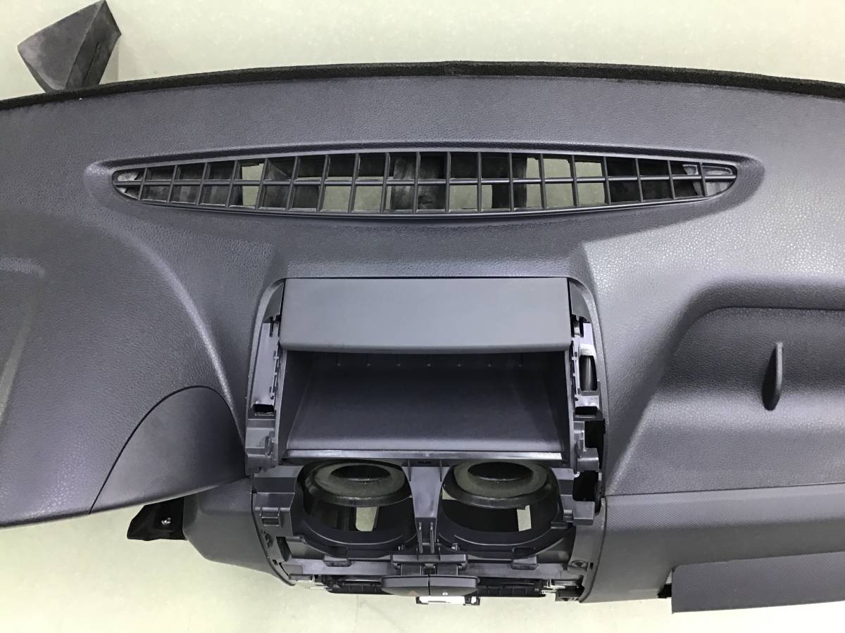 Торпедо Lada Largus (R90) 2012-2022 Торпедо Lada Largus (R90) 2012-2022