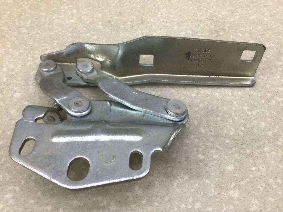 Петля капота левая Volkswagen Passat B7 2011-2015 Петля капота левая Volkswagen Passat B7 2011-2015
