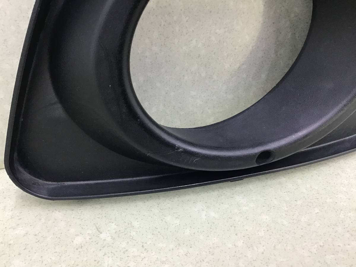 Рамка противотуманной фары правой УАЗ Патриот (3163) 2016-н.в.