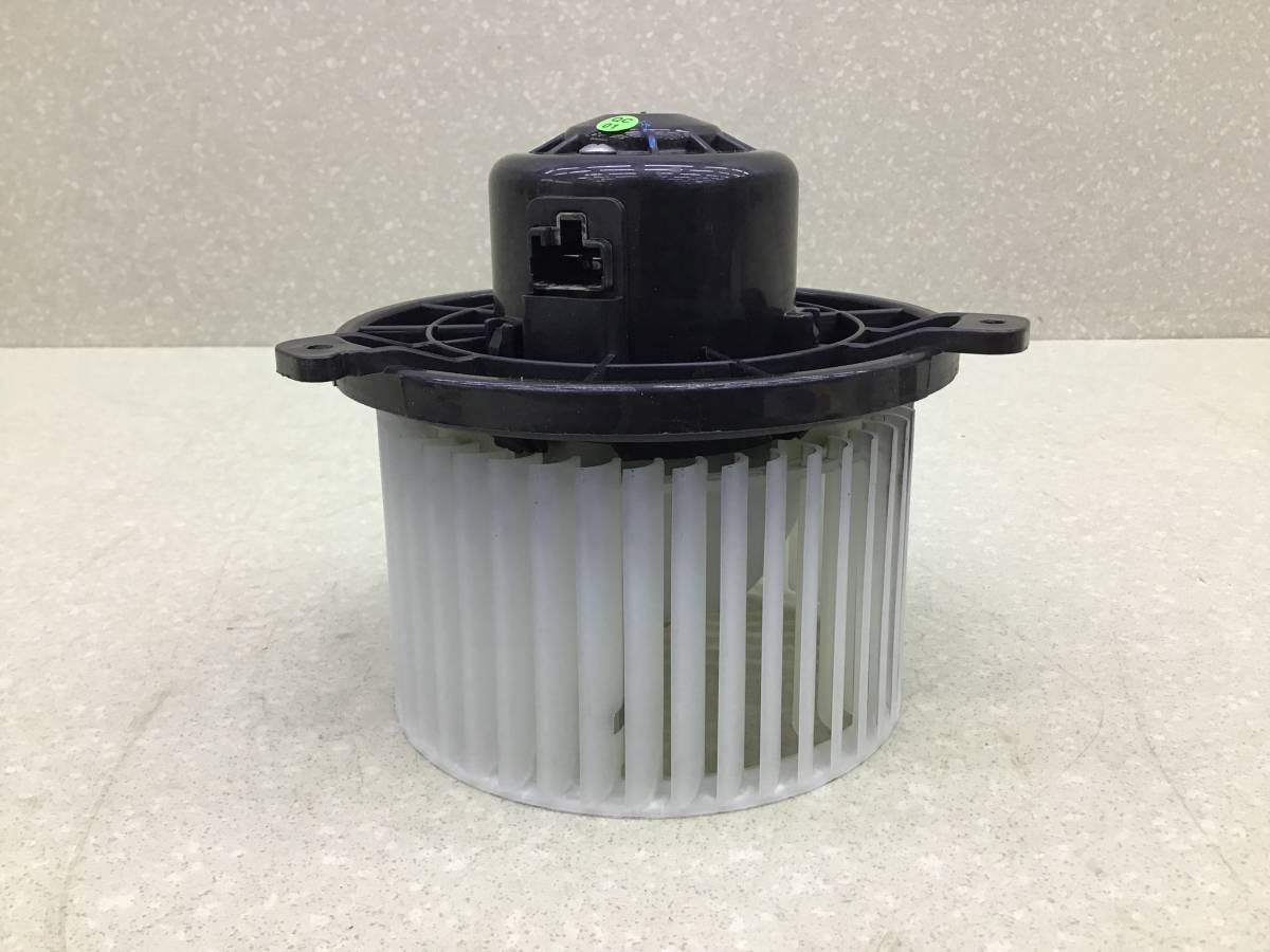 Моторчик отопителя Mitsubishi Pajero/Montero Sport (KS) 2015>