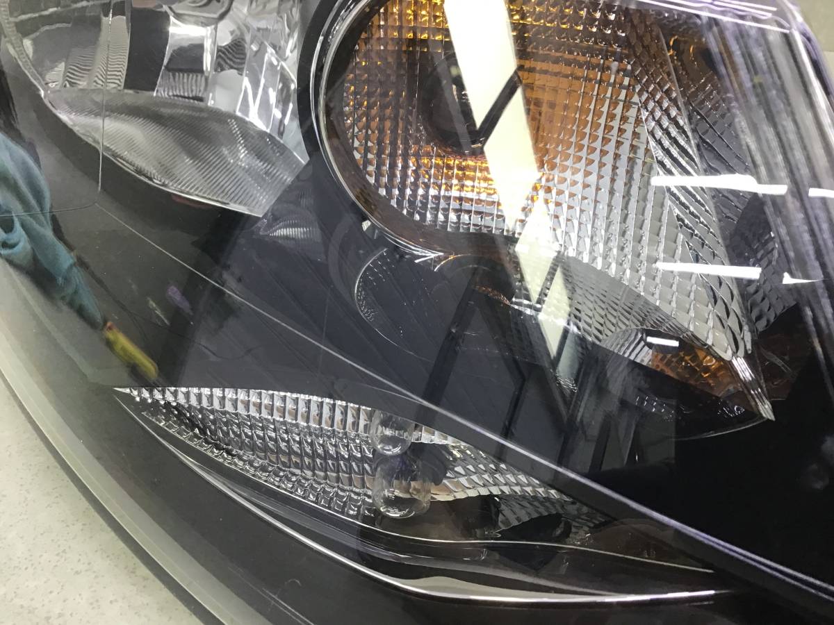 Фара правая Volkswagen Polo Sed 5 (6C1) 2010-2020 Фара правая Volkswagen Polo Sed 5 (6C1) 2010-2020