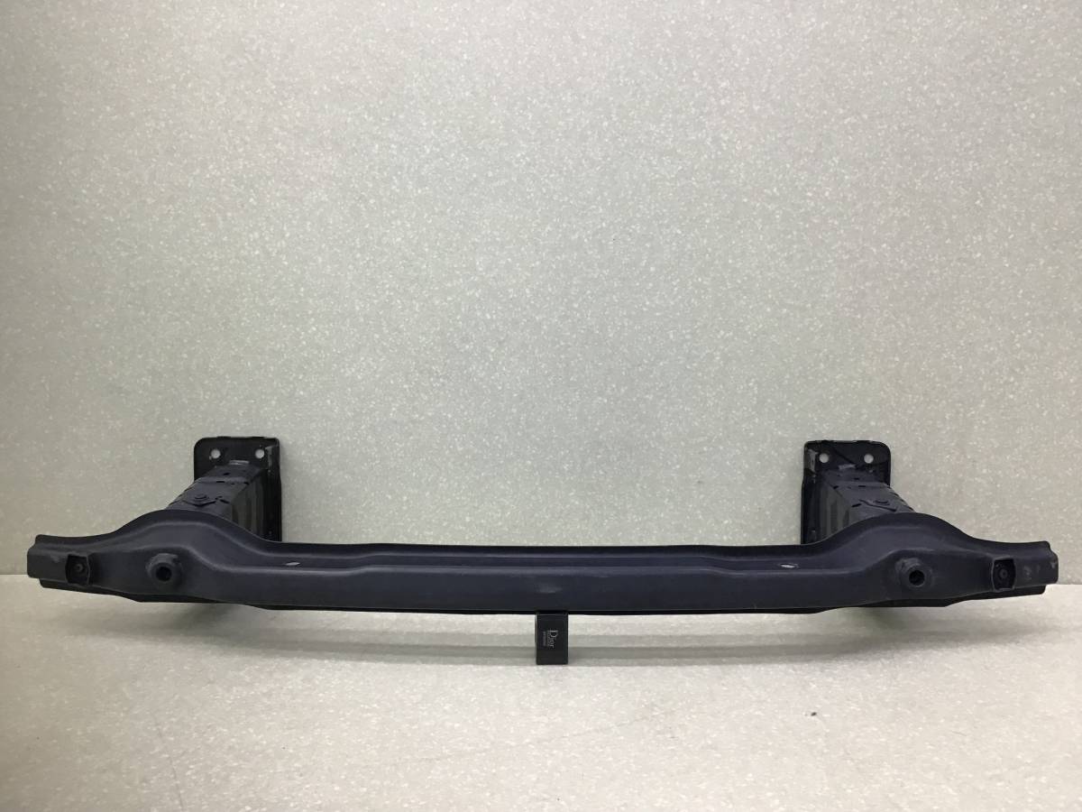 Усилитель переднего бампера BMW X5 E70 2007-2013 Усилитель переднего бампера BMW X5 E70 2007-2013