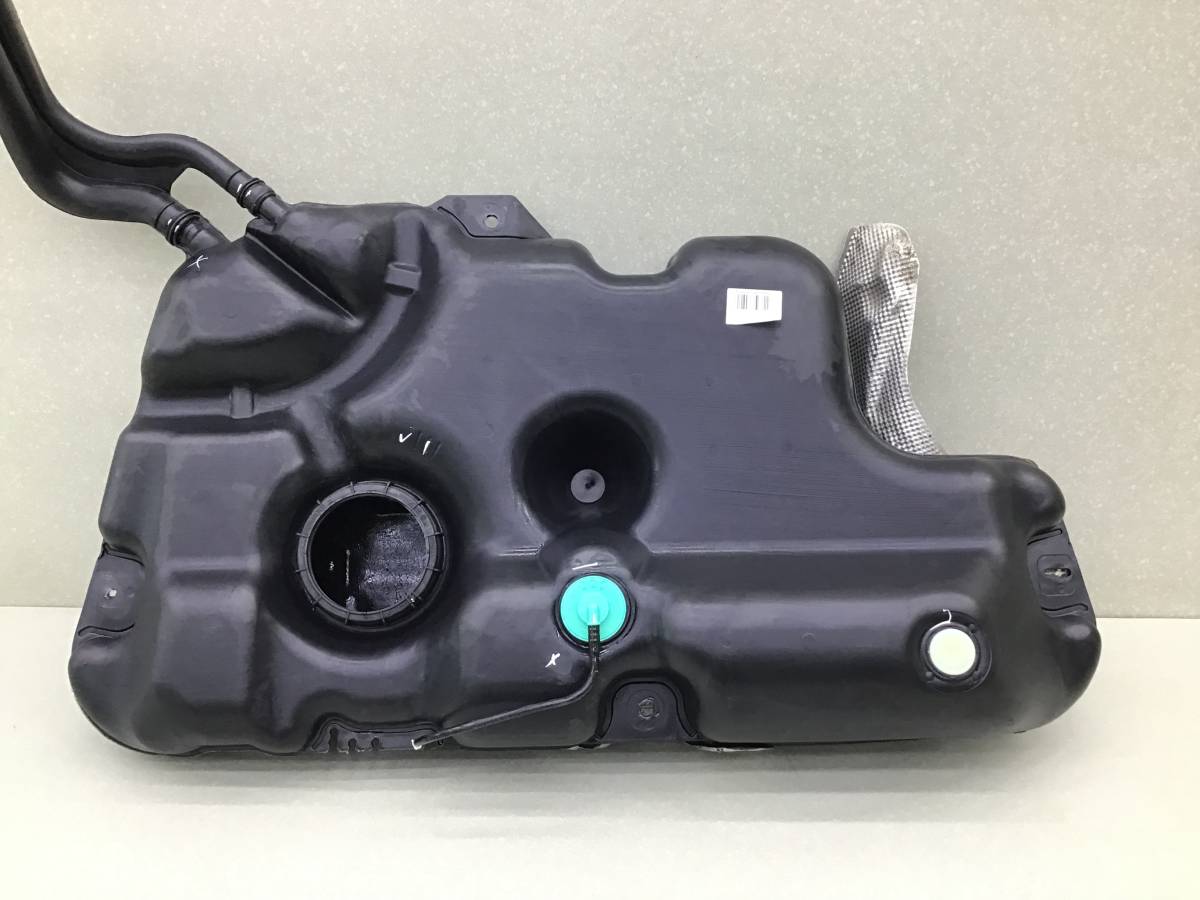 Бак топливный Renault Sandero 2 (5S) 2012-2022 Бак топливный Renault Sandero 2 (5S) 2012-2022