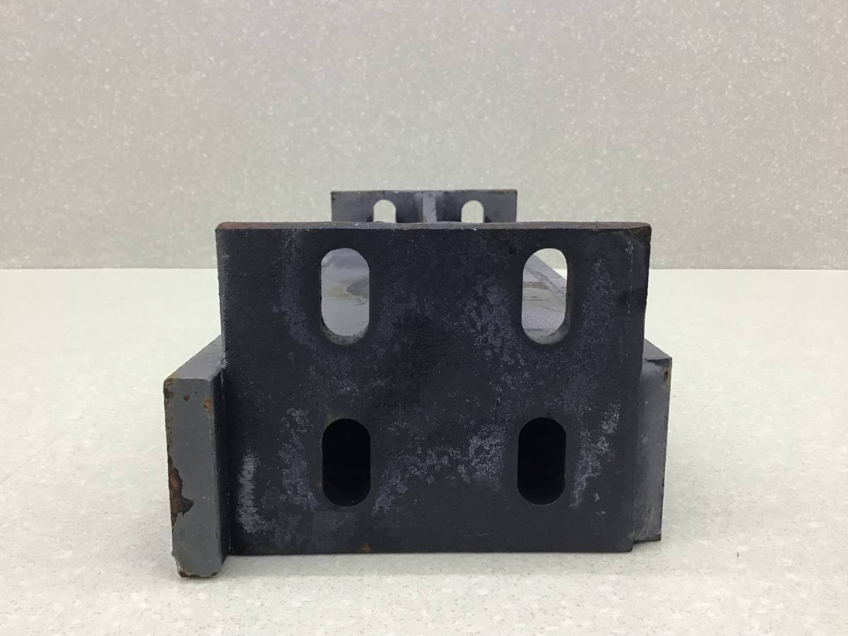 Кронштейн (сопут. товар) Sitrak C7H C7H 2014 - н. в.