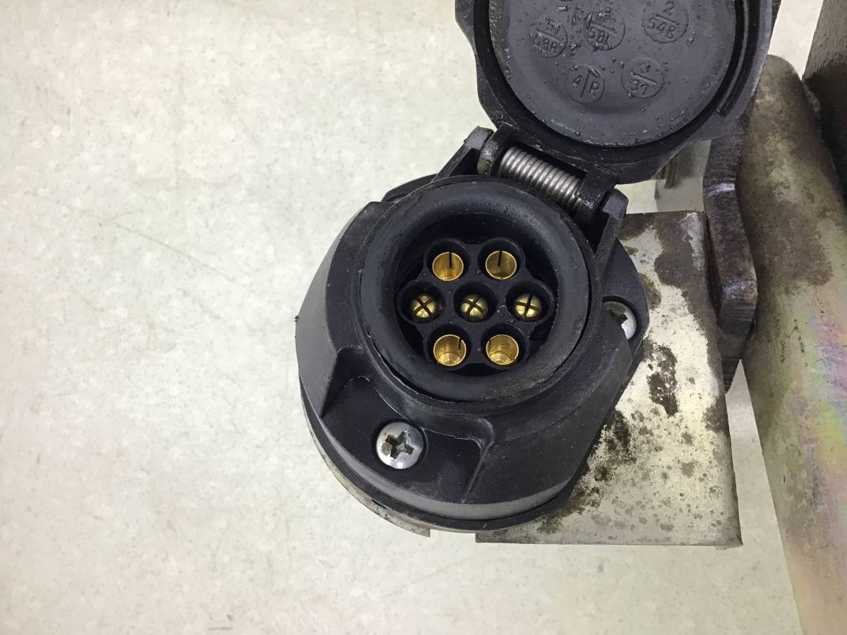 Сцепное устройство (фаркоп) Volkswagen Polo Sed 5 (6C1) 2010-2020