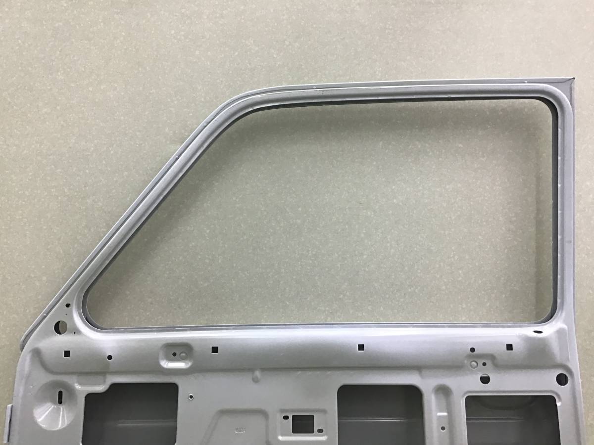 Дверь передняя правая Lada Niva (2121) 1977-2021