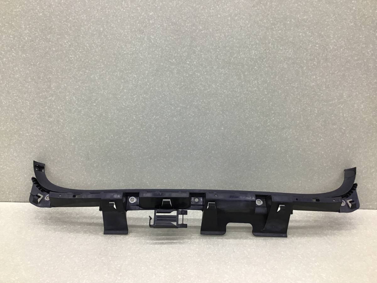 Кронштейн заднего бампера BMW 3-series E90/E91 2005-2011 Кронштейн заднего бампера BMW 3-series E90/E91 2005-2011