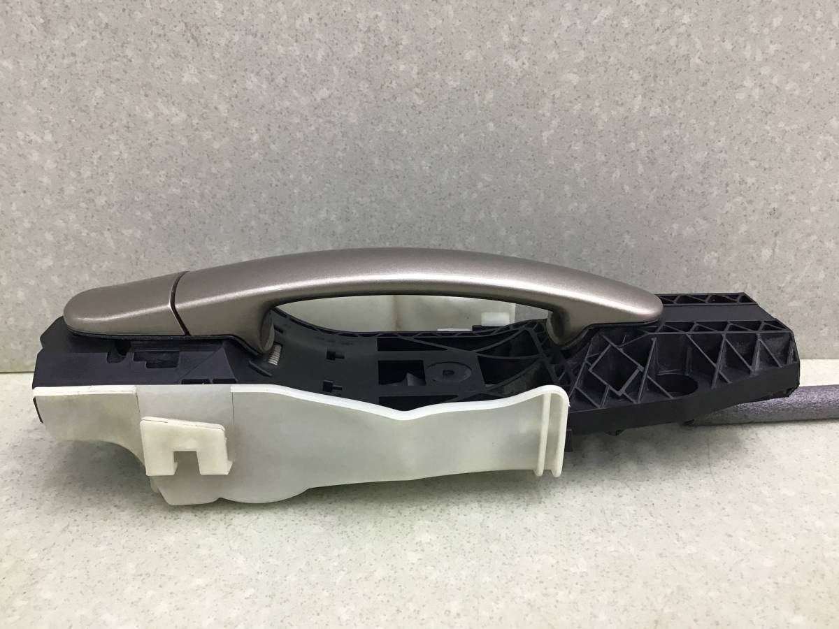 Ручка двери задней наружная левая Skoda Rapid 2 2019-2023