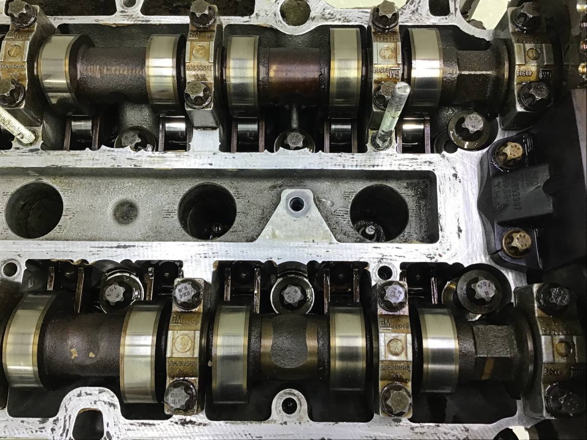 Головка блока цилиндров Opel Astra J (P10) 2009-2015 Головка блока цилиндров Opel Astra J (P10) 2009-2015
