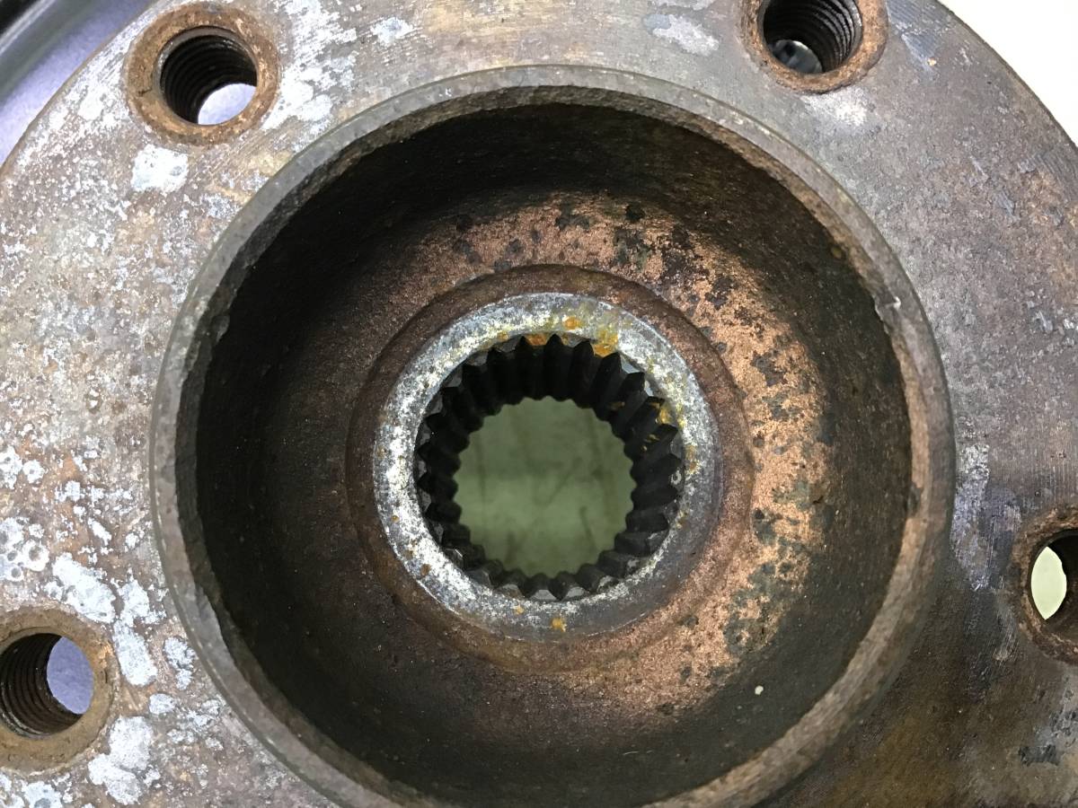 Кулак поворотный передний правый Renault Duster (HS) 2010-2021