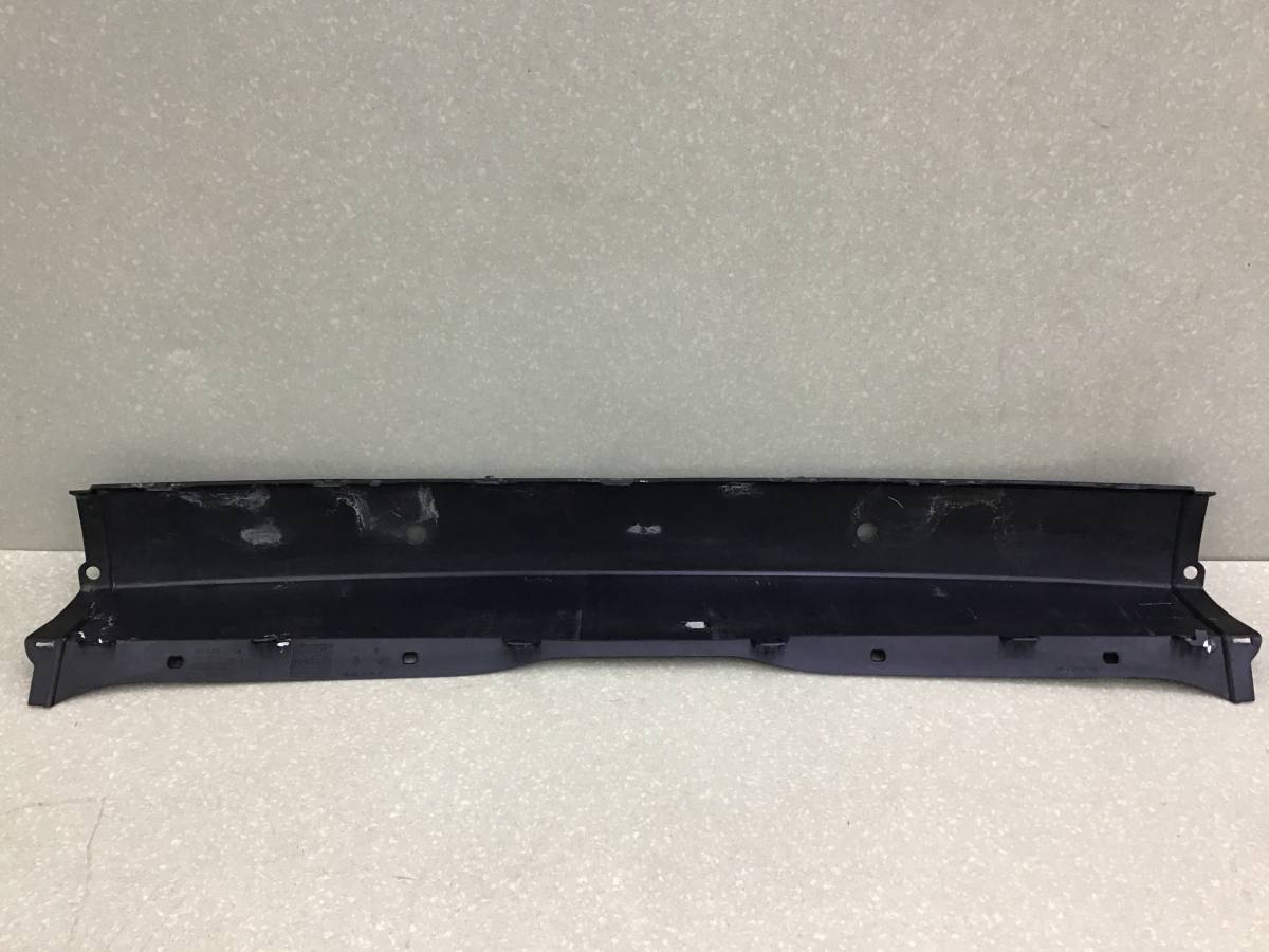 Накладка заднего бампера Renault Scenic (2) 2003-2009 Накладка заднего бампера Renault Scenic (2) 2003-2009