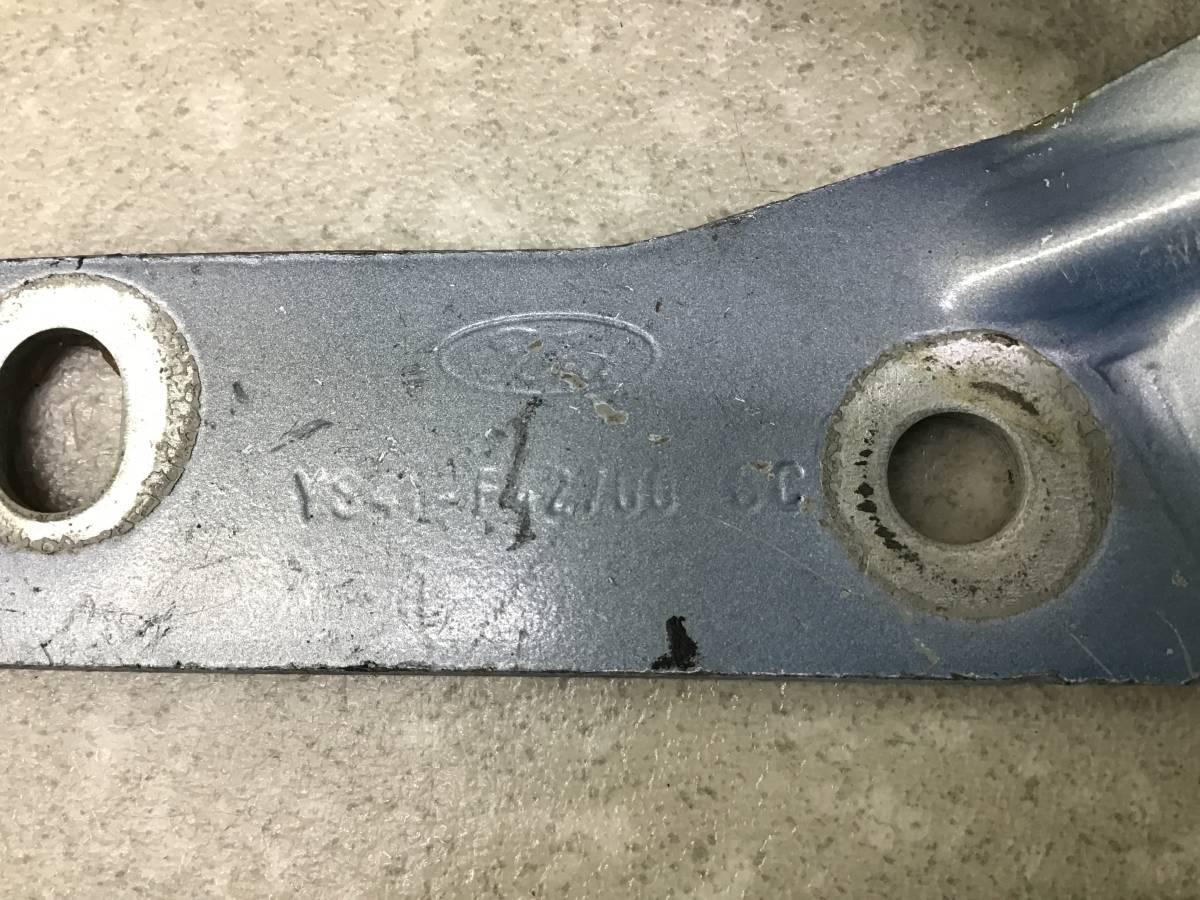 Петля крышки багажника Ford Focus 2 (CB4) 2007-2011