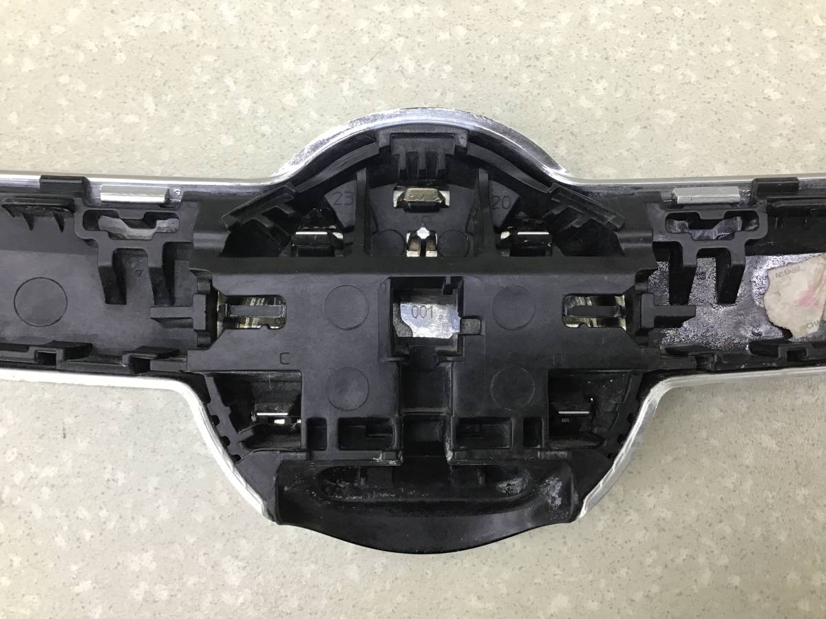 Накладка крышки багажника Opel Insignia 2008-2017 Накладка крышки багажника Opel Insignia 2008-2017