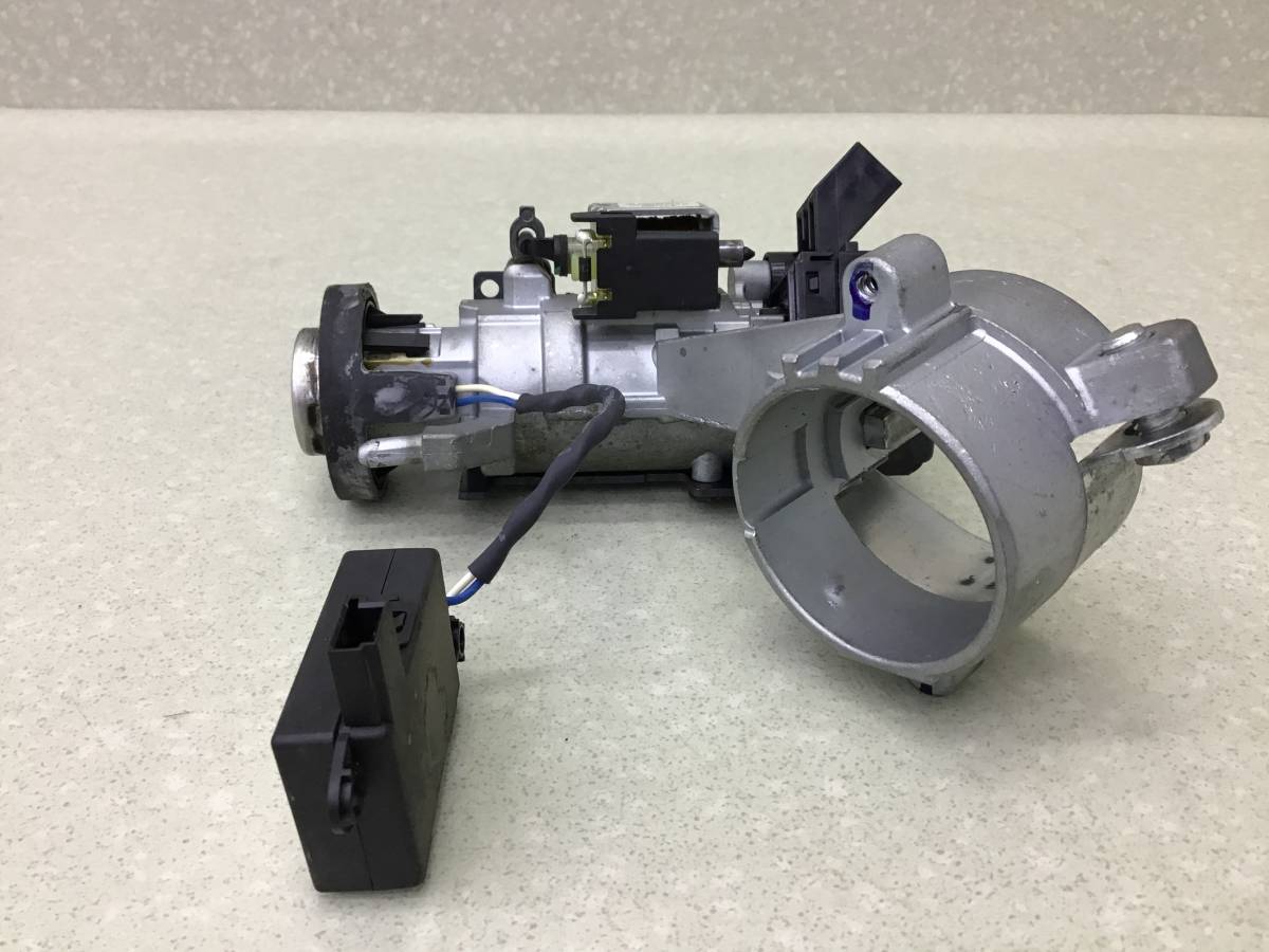 Замок зажигания (комплект) Opel Astra J (P10) 2009-2015 Замок зажигания (комплект) Opel Astra J (P10) 2009-2015