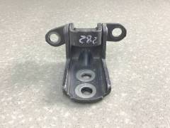 Петля двери задней правой нижняя Nissan X-Trail (T31) 2007-2014