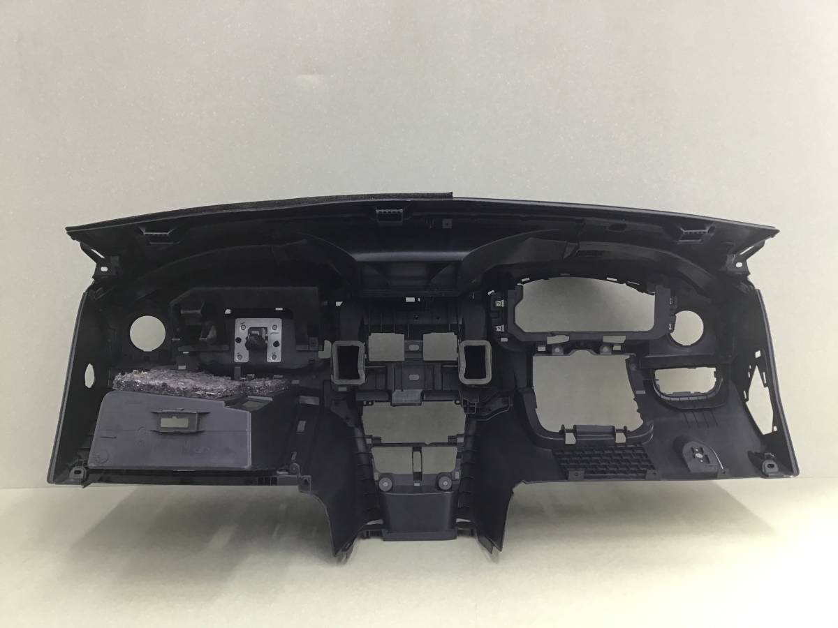 Торпедо Renault Sandero 2 (5S) 2012-2022 Торпедо Renault Sandero 2 (5S) 2012-2022