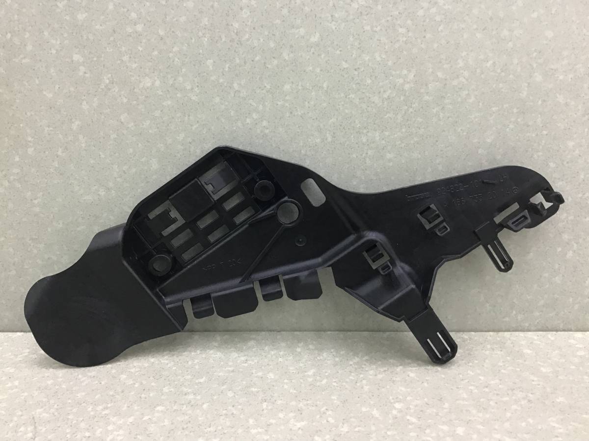 Кронштейн (сопут. товар) Mercedes-Benz GL-Class (X166) 2012>