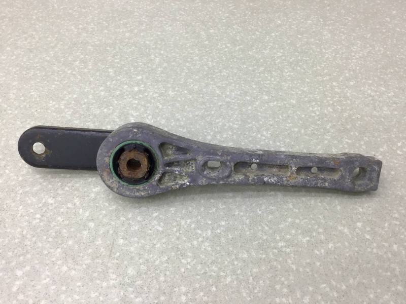 Опора двигателя задняя Volkswagen Tiguan (5N1) 2007-2011