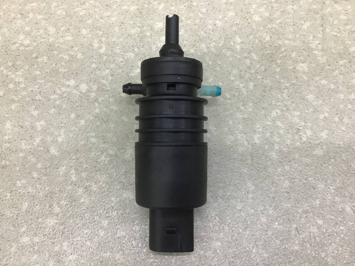 Насос омывателя Smart Fortwo/City (W451) 2006-2014 Насос омывателя Smart Fortwo/City (W451) 2006-2014