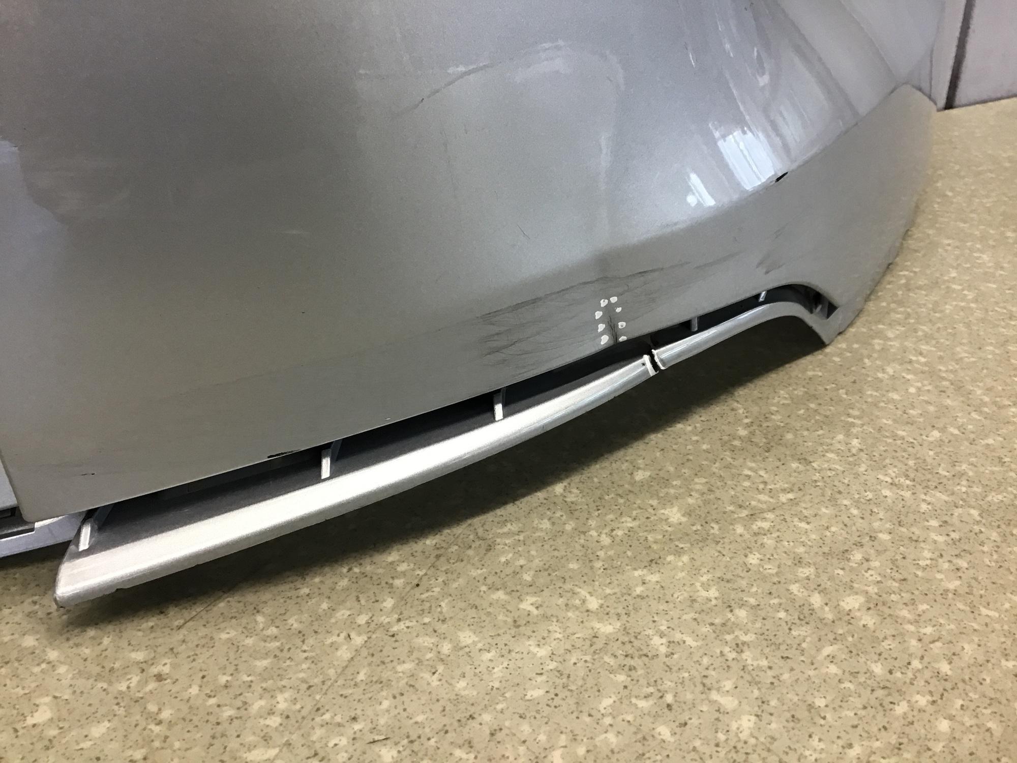 Накладка заднего бампера правая, Geely Atlas 2017>