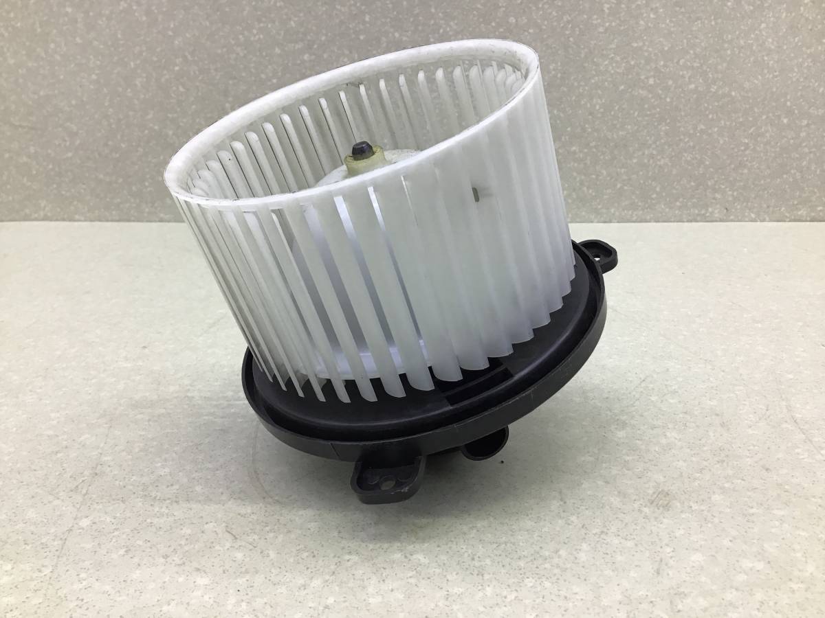 Моторчик отопителя Mitsubishi Pajero/Montero Sport (KS) 2015>