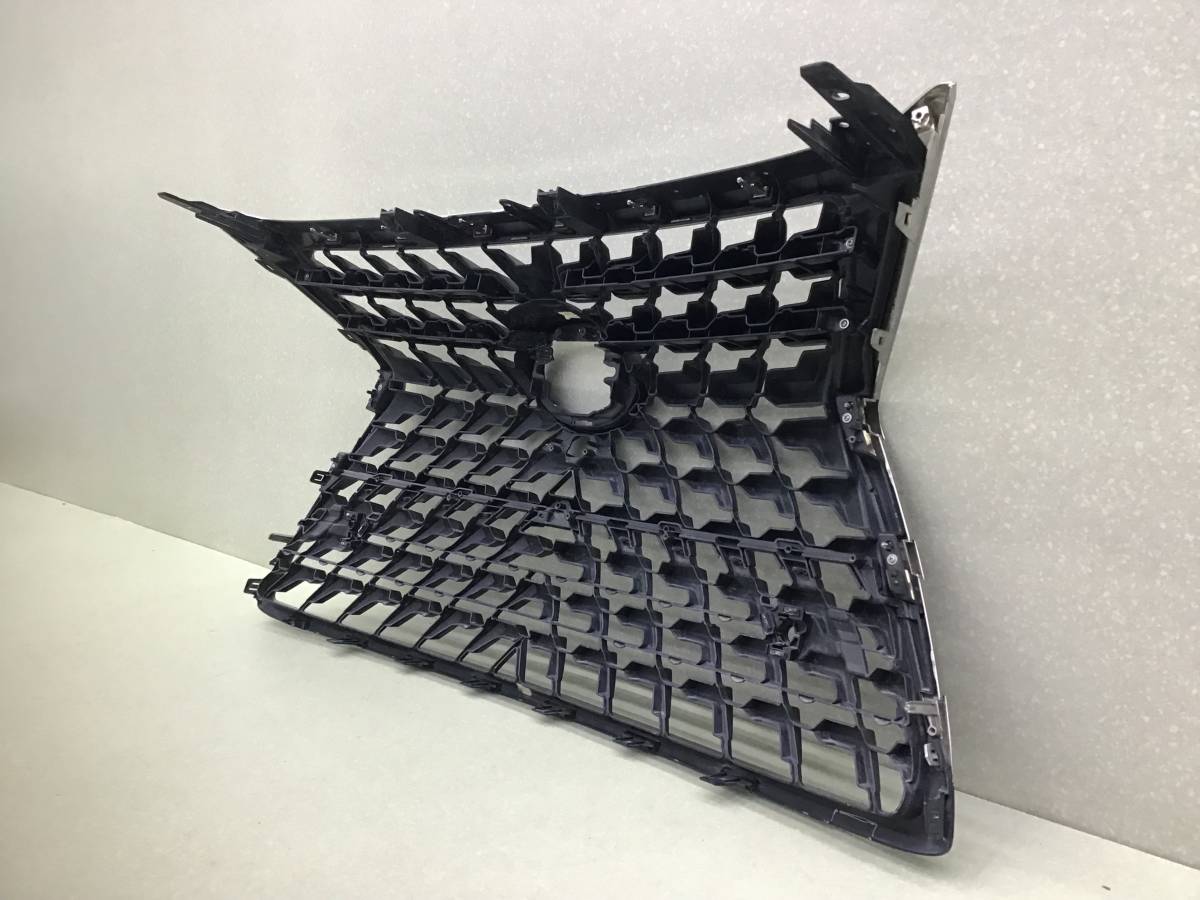 Решетка радиатора Lexus GX460 (URJ150) 2009-н.в.