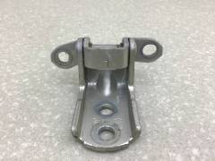 Петля двери задней правой нижняя Nissan X-Trail (T31) 2007-2014