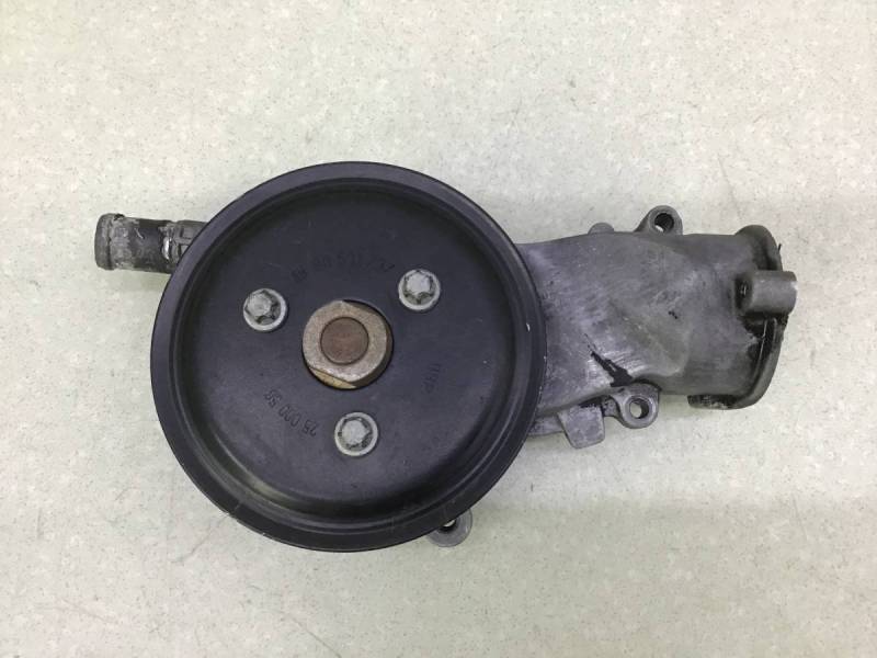 Насос водяной (помпа) Opel Astra J (P10) 2009-2015 Насос водяной (помпа) Opel Astra J (P10) 2009-2015