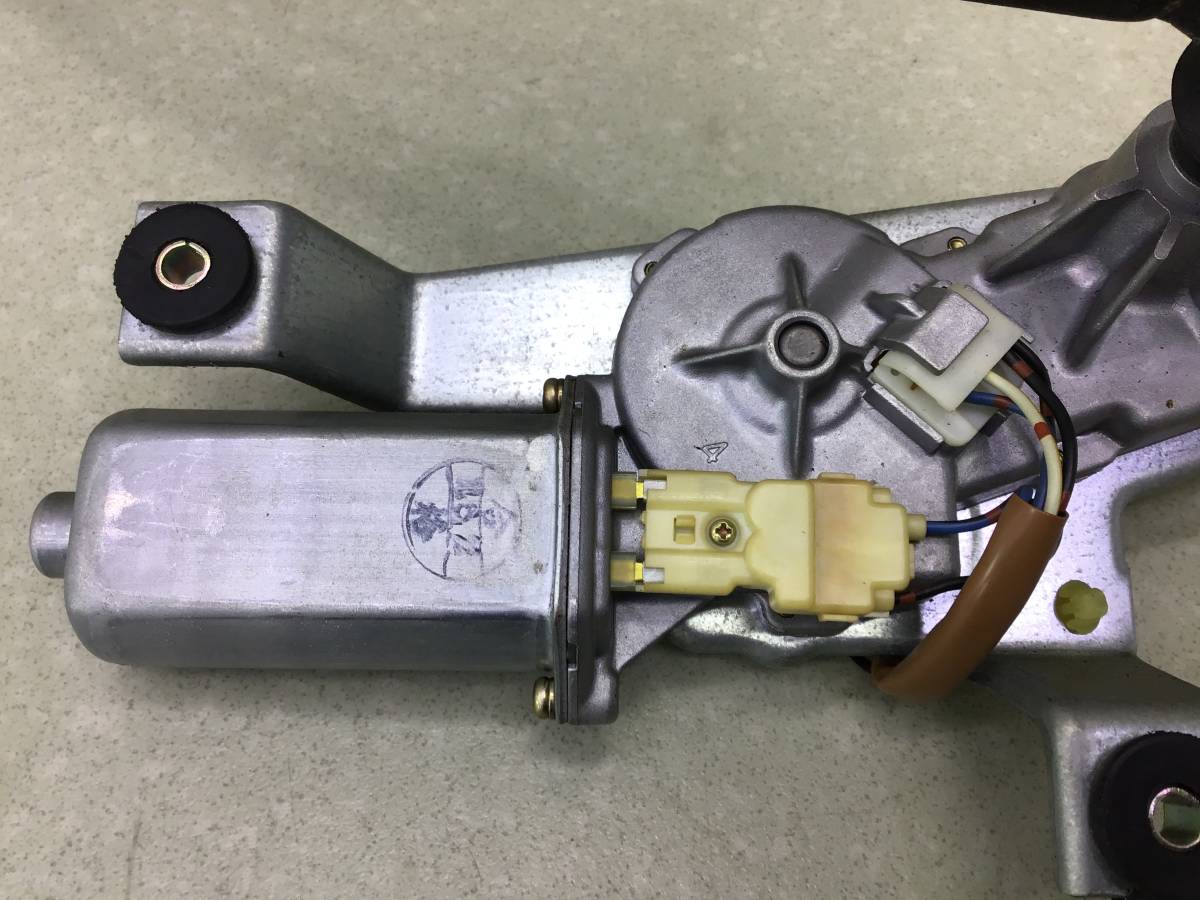 Моторчик стеклоочистителя задний Subaru Forester (S11) 2002-2007