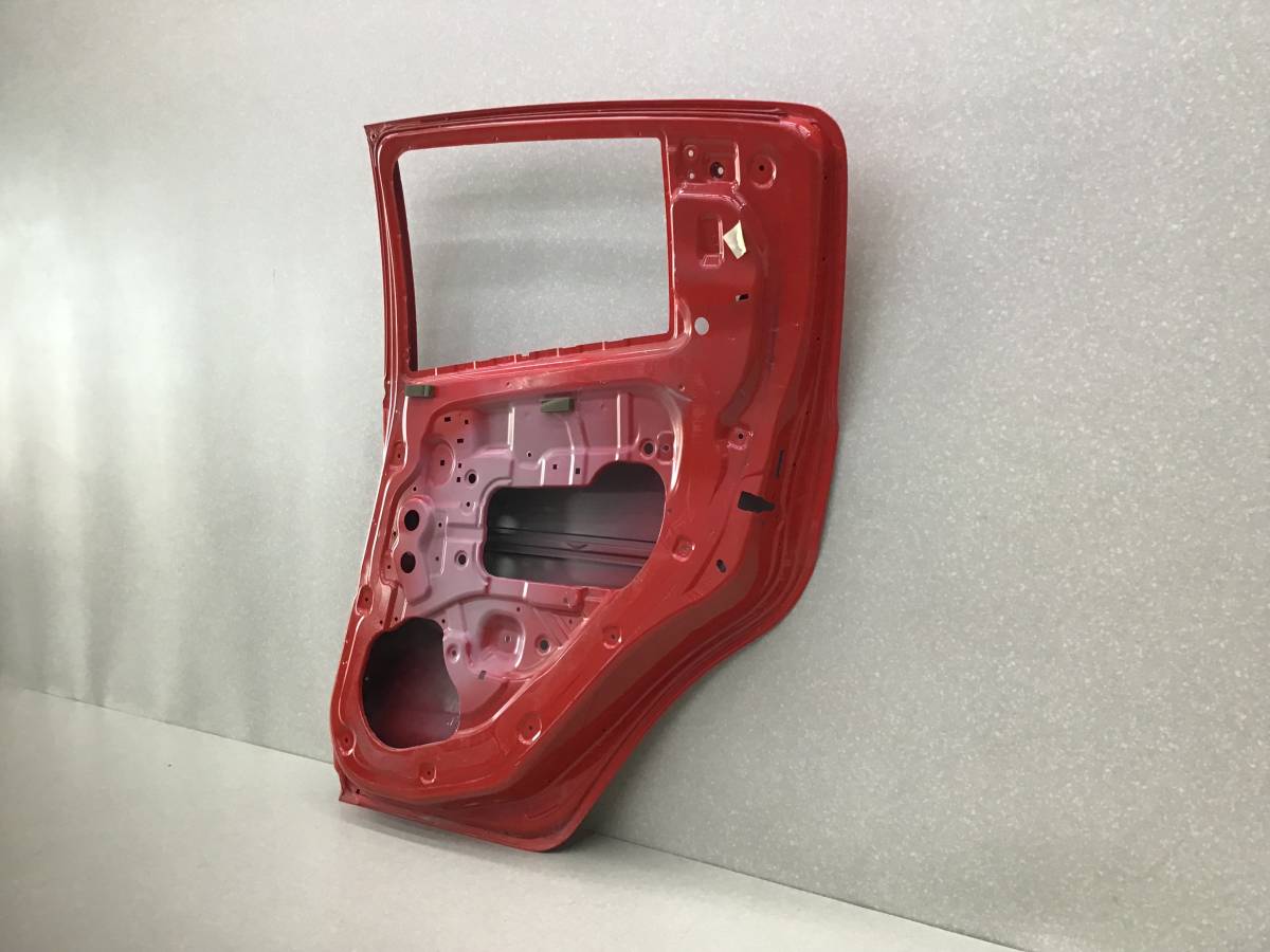 Дверь задняя правая Chevrolet Aveo T300 2011-2015 Дверь задняя правая Chevrolet Aveo T300 2011-2015