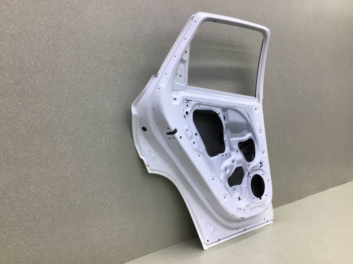 Дверь задняя левая Hyundai Tucson (NX4) 2020>