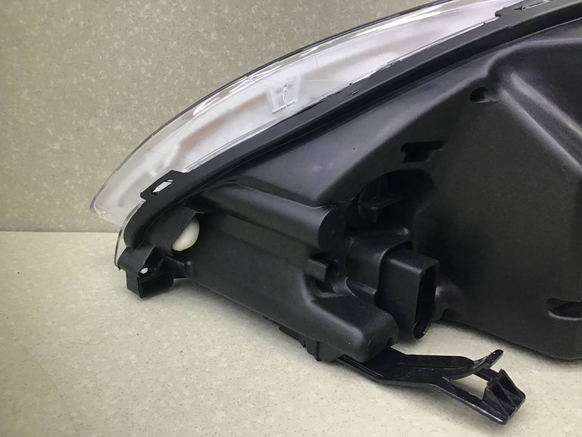 Фара правая Ford Focus 2 (CB4) 2007-2011 Фара правая Ford Focus 2 (CB4) 2007-2011