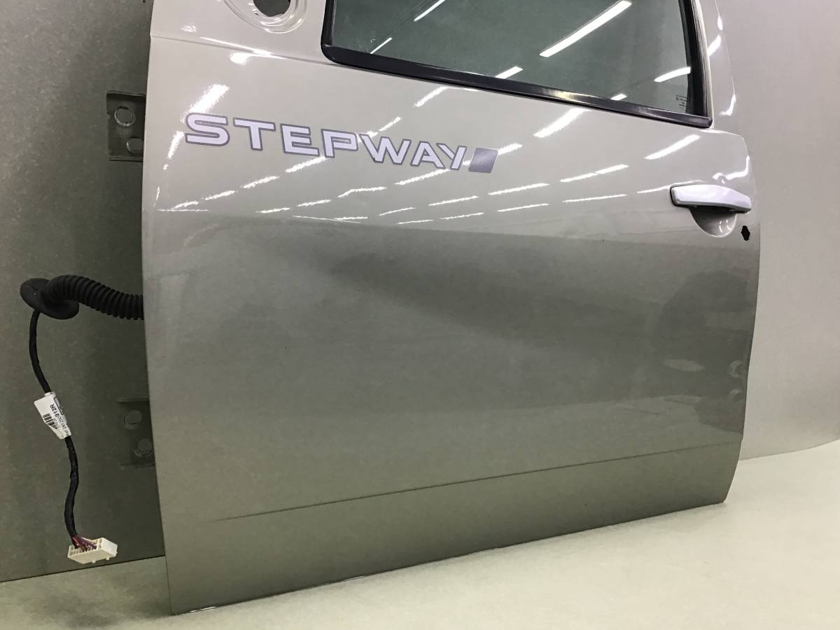 Дверь передняя левая Renault Sandero 1 (BS1Y) 2009-2014